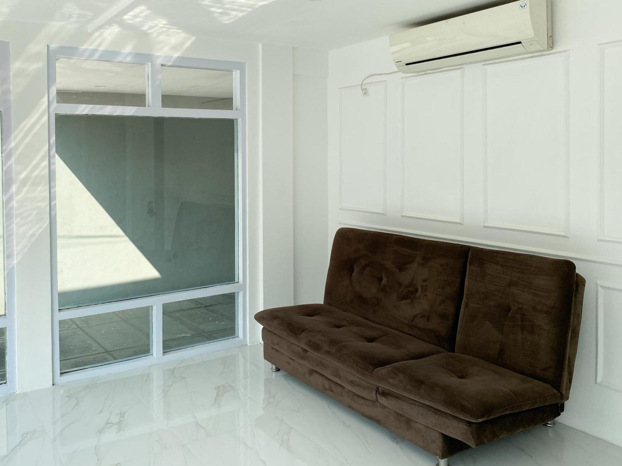 Reddoorz Near Balai Kota Yogyakarta Timoho Hotel Exterior photo